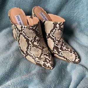Steve Madden animal print shoes